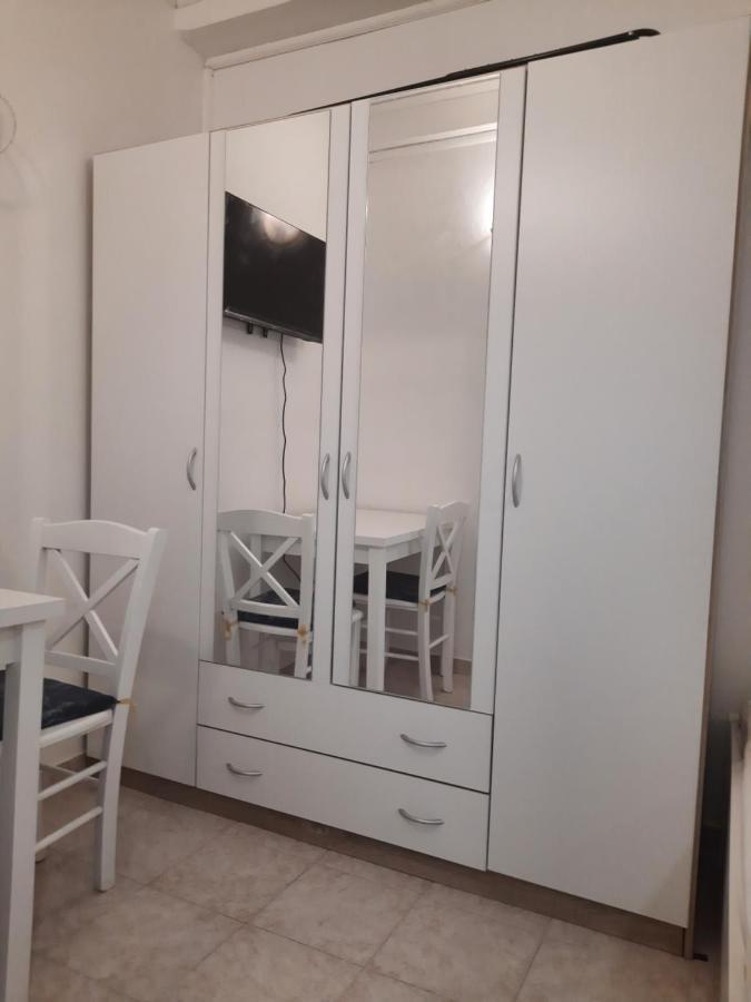 Apartmani Ana-Lora Lopar Extérieur photo